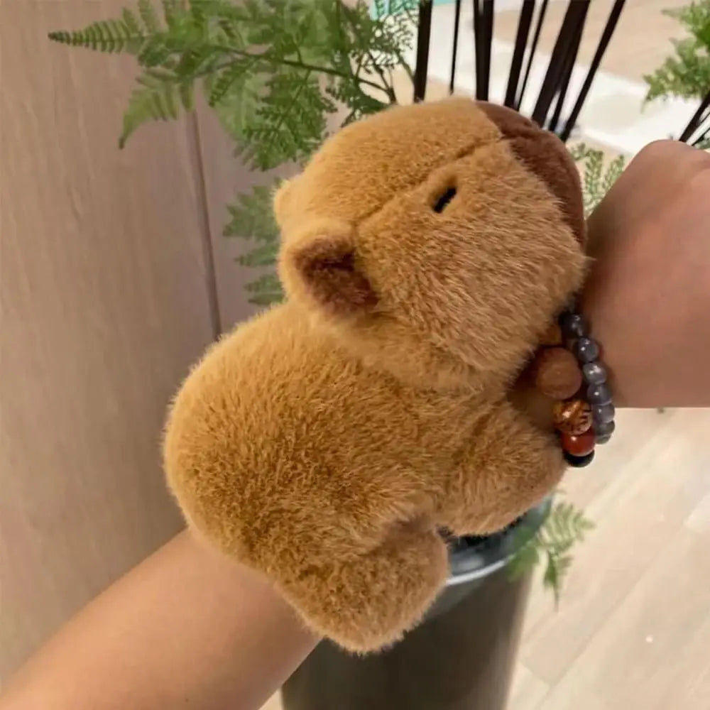 Flauschiger Wrist Cappy Buddy